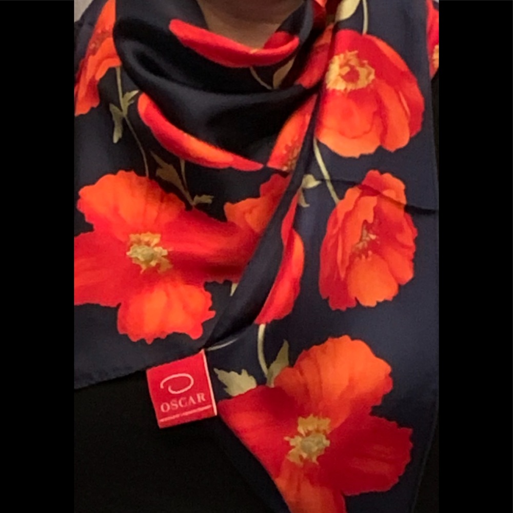 New O by Oscar de la Renta silk scarf..